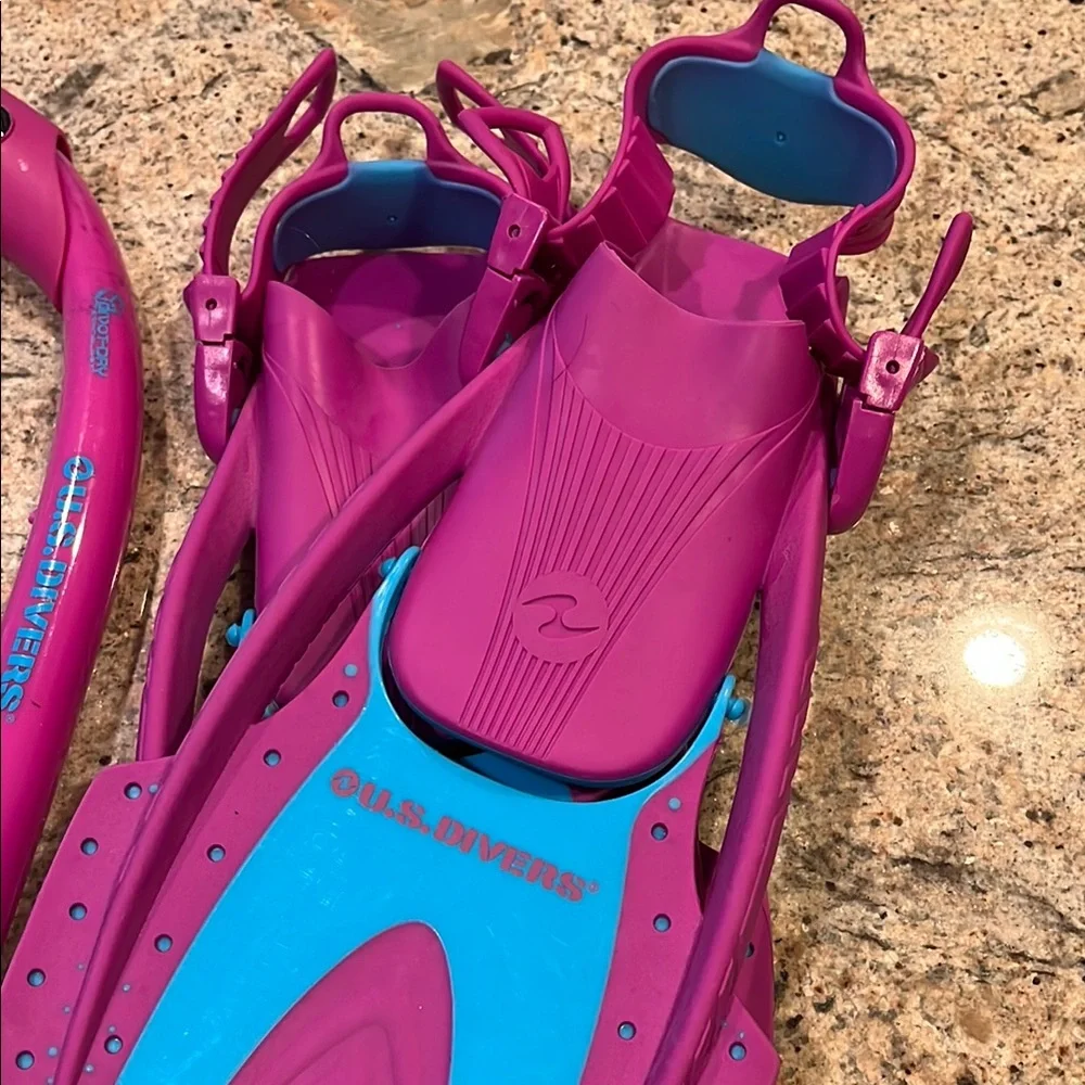 U.S. Divers Snorkeling Set in Pink and Blue